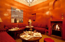  Dégustez le restaurant marocain chez riad lesbougainvilliers Marrakech